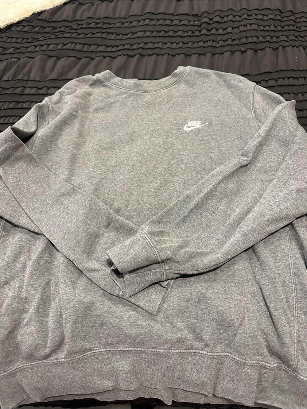 Nike Gray Crewneck Sweatshirt